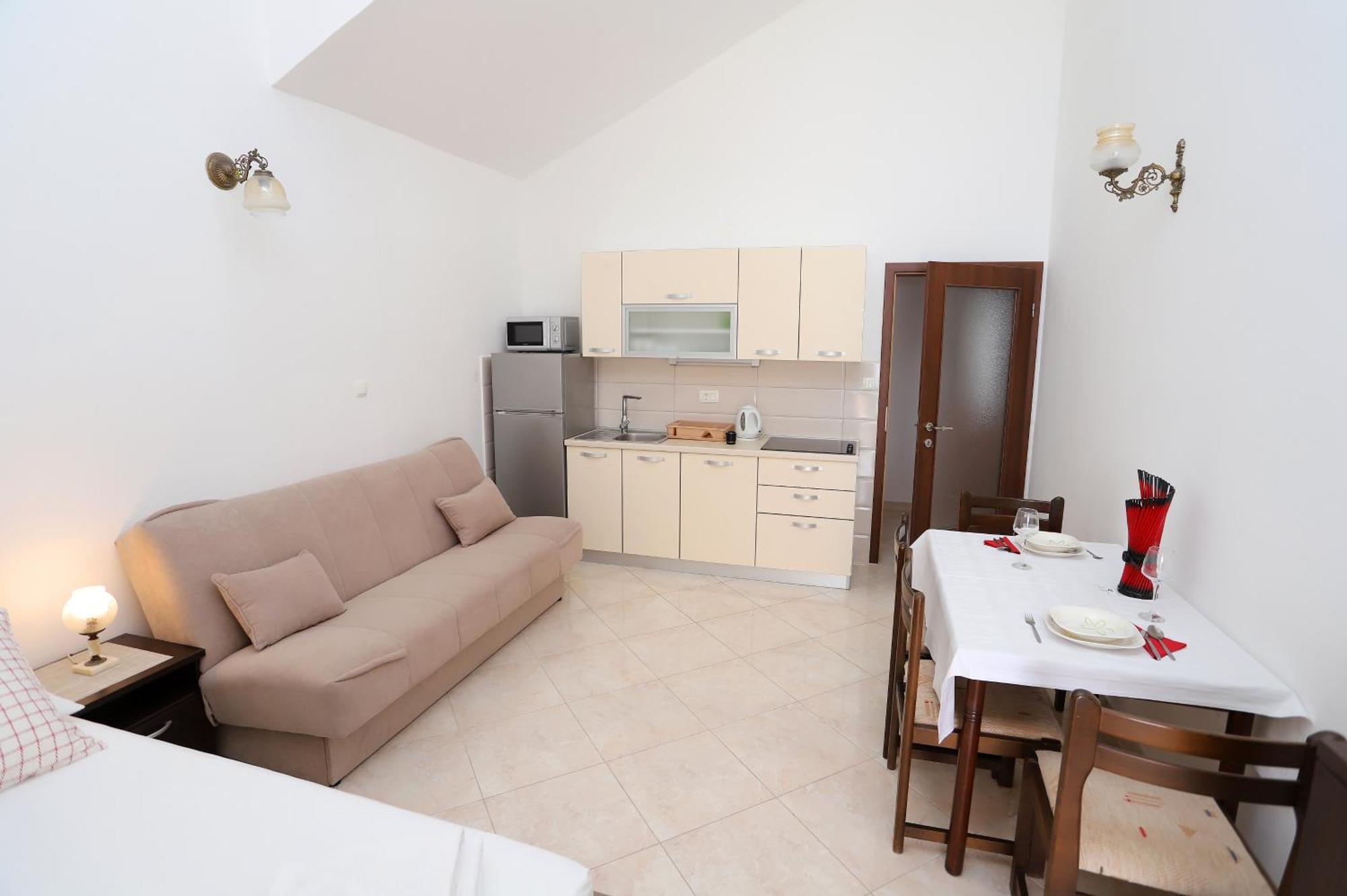 Apartments Edita & Robert لوكفا روجوزنيكا المظهر الخارجي الصورة