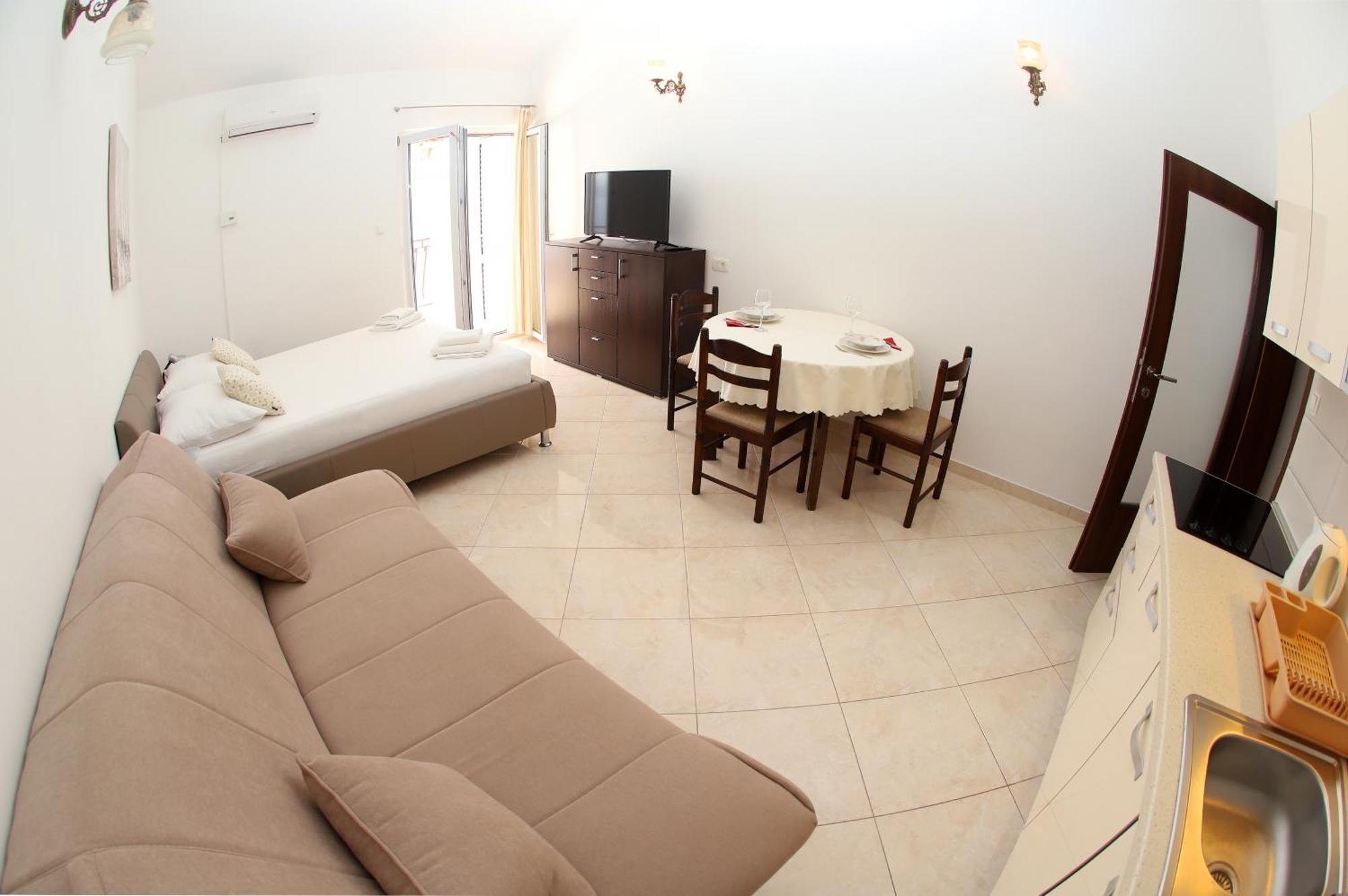 Apartments Edita & Robert لوكفا روجوزنيكا المظهر الخارجي الصورة